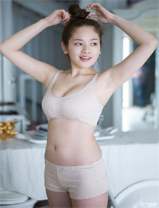 《欧美性爱 先锋影音-肉乳床欢无码A片动漫软件》